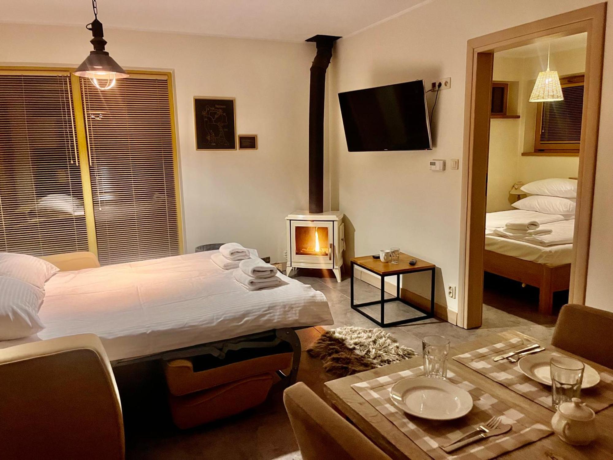 Mazursko - Komfortowe Apartamenty Nad Jeziorem, Sauna, Kominki Na Parterze Kretowiny Exterior foto